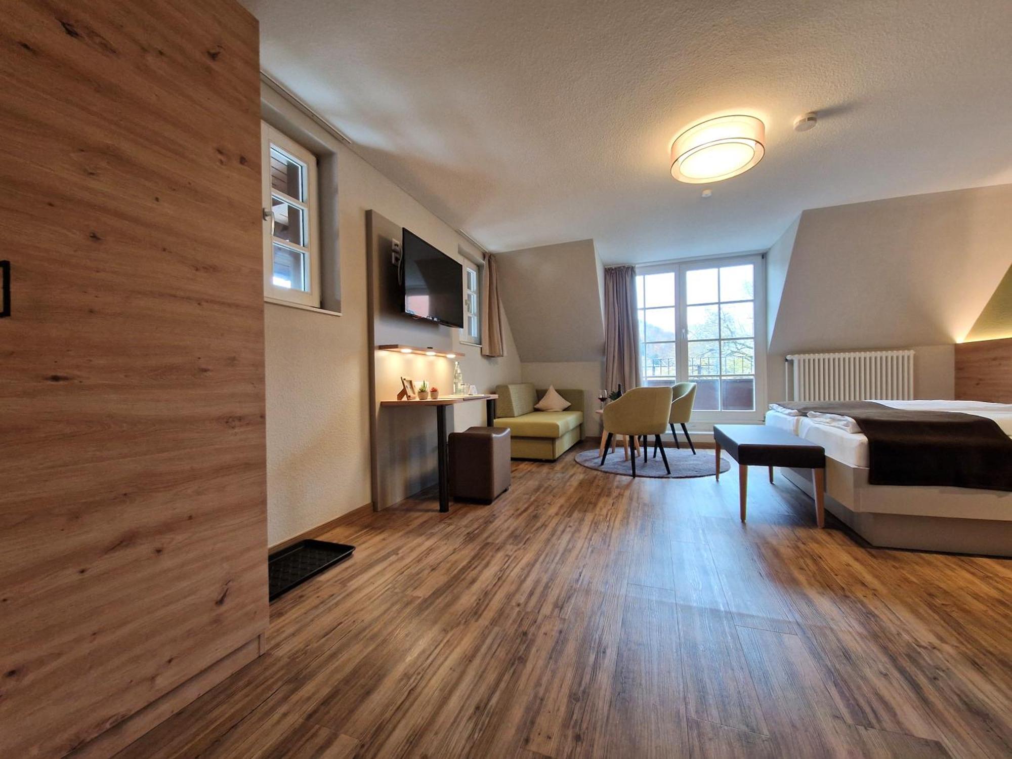 Hotel-Gasthaus Goldener Engel Glottertal Dış mekan fotoğraf